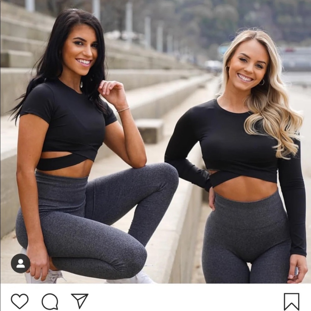 NVGTN Longsleeve Crossbody Tee